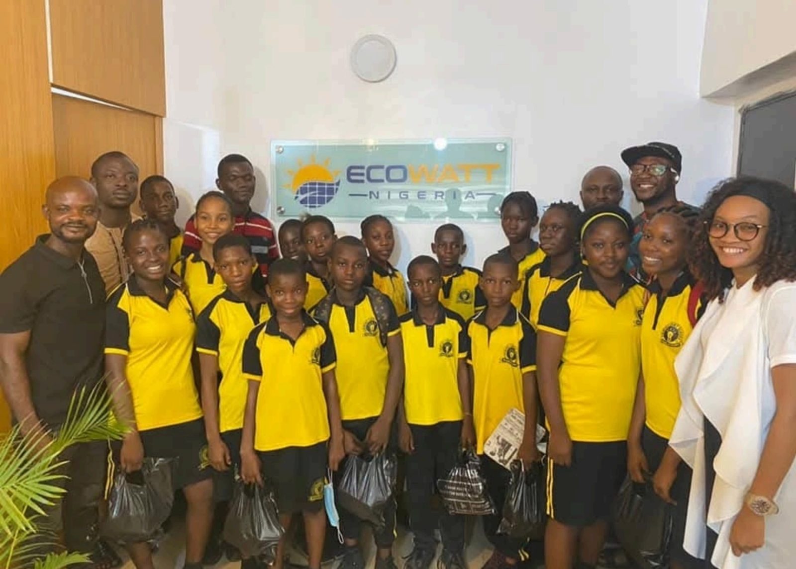 shining-light-school-at-eco-wat-company