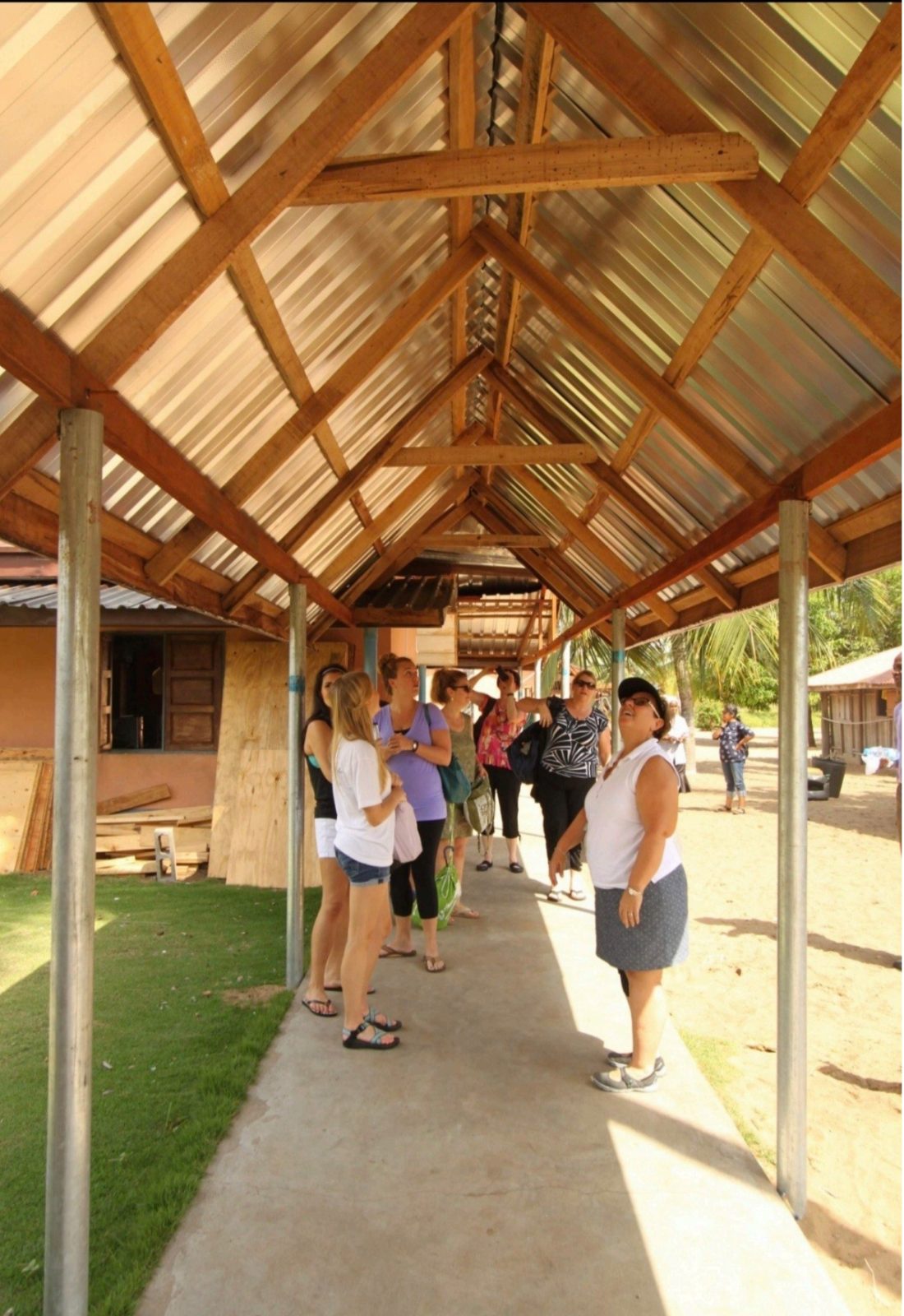 shining-light-school-walkway